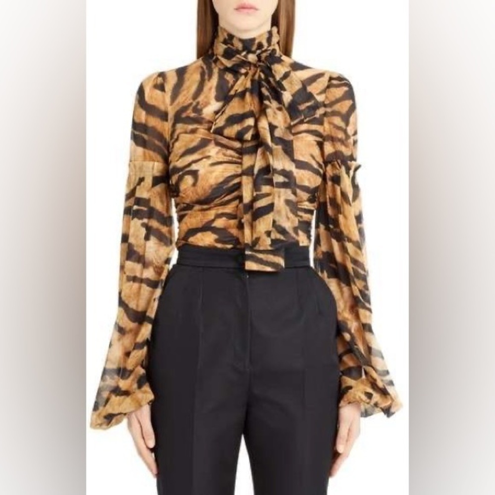 Dolce & Gabbana Tiger Print Blouse size 46 medium